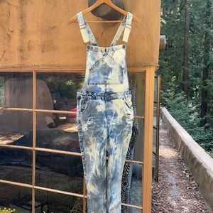 Bleach Dye Jean Overalls!